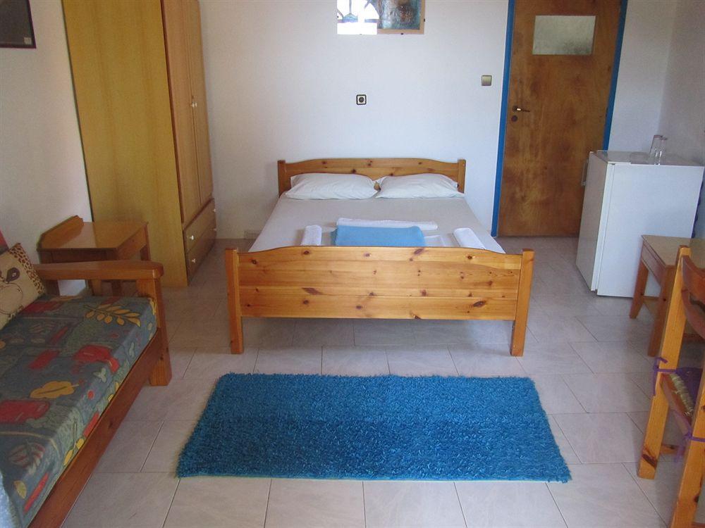Hotel Oasis Beach (Adults Only) Аниссарас Экстерьер фото
