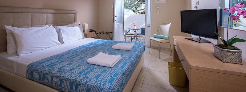 Hotel Oasis Beach (Adults Only) Аниссарас Экстерьер фото