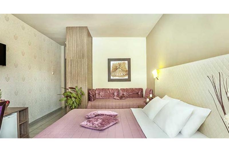 Hotel Oasis Beach (Adults Only) Аниссарас Экстерьер фото