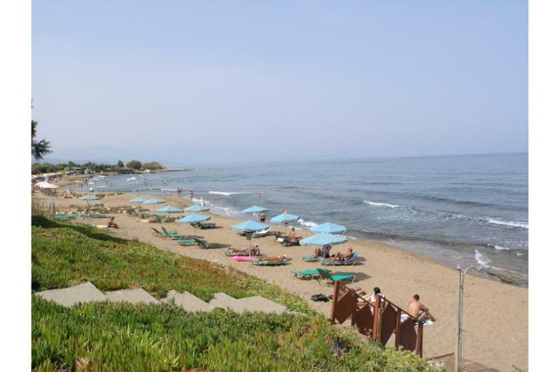 Hotel Oasis Beach (Adults Only) Аниссарас Экстерьер фото