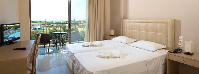 Hotel Oasis Beach (Adults Only) Аниссарас Экстерьер фото